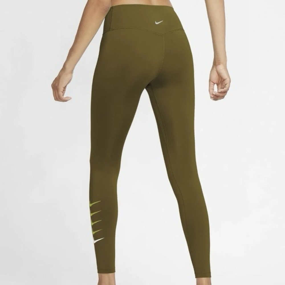 NWT Nike Women's Swoosh Run Olive/Volt 7/8 Running Leggings Mid rise Tight Fit M - Picture 2 of 9